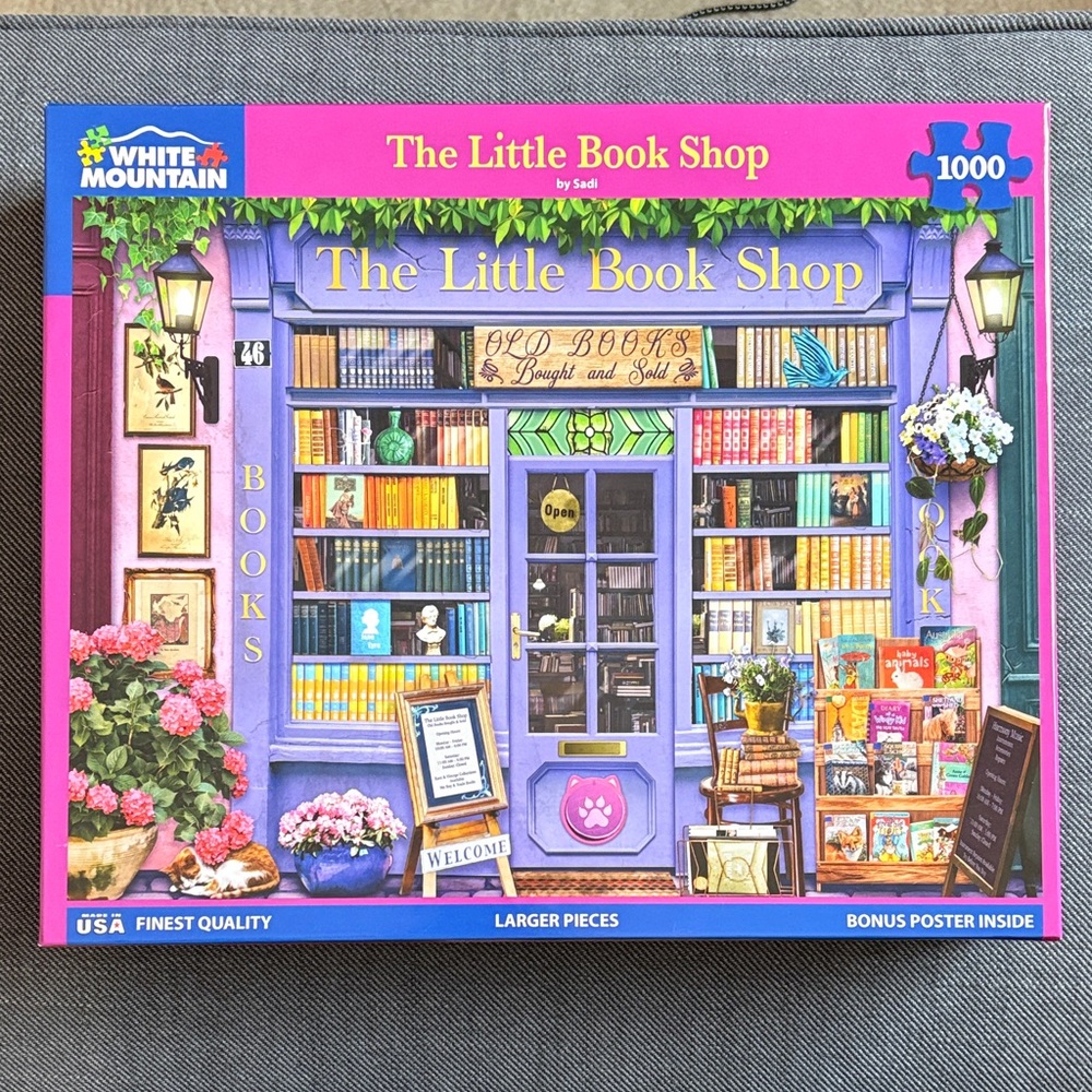 White Mountain The Little Book Shop 1000 Piece Puzzle